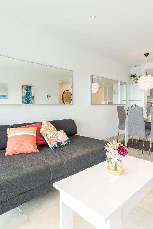 Myflats Luxury Ocean Side Apartment Arenales del Sol Ngoại thất bức ảnh