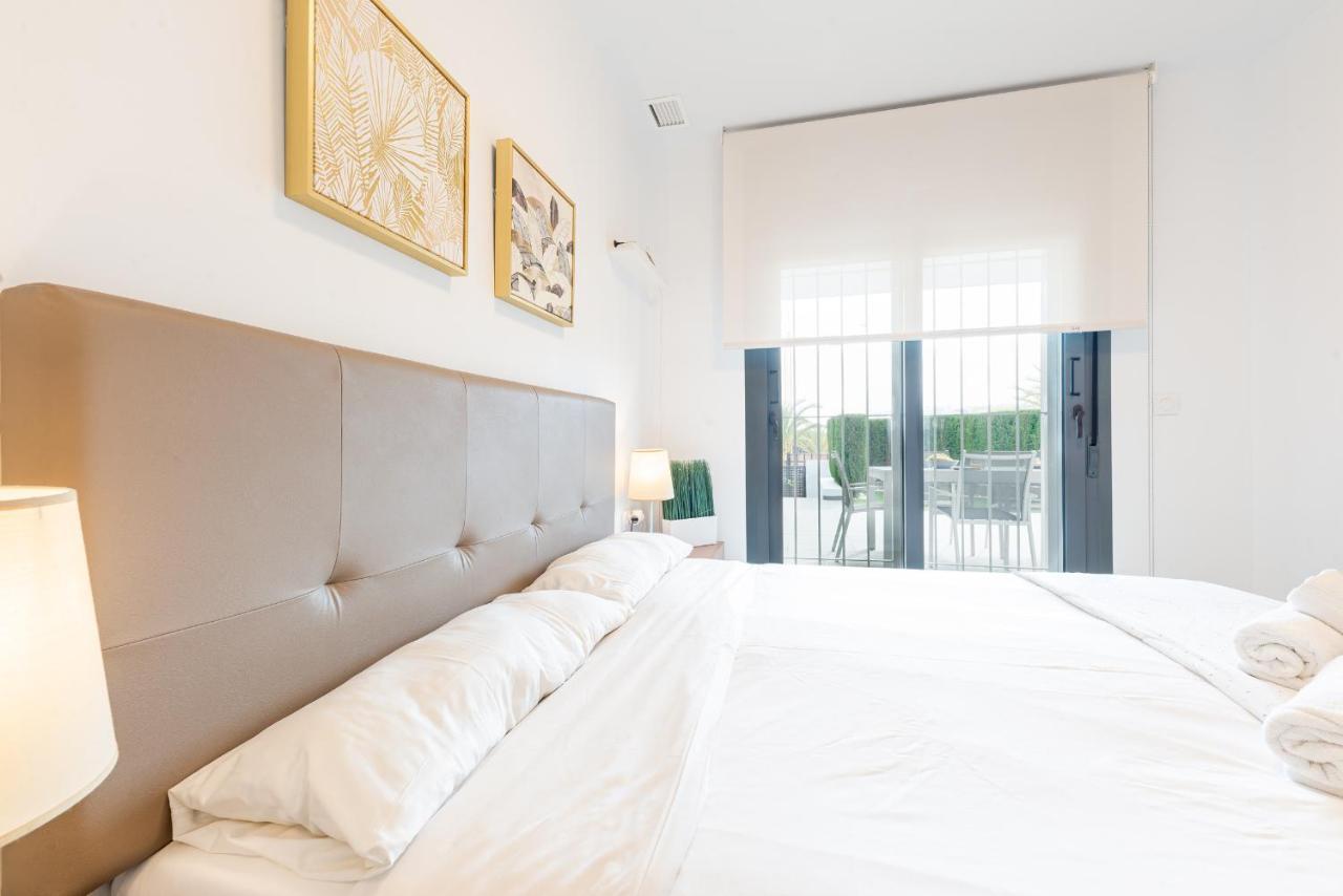 Myflats Luxury Ocean Side Apartment Arenales del Sol Ngoại thất bức ảnh
